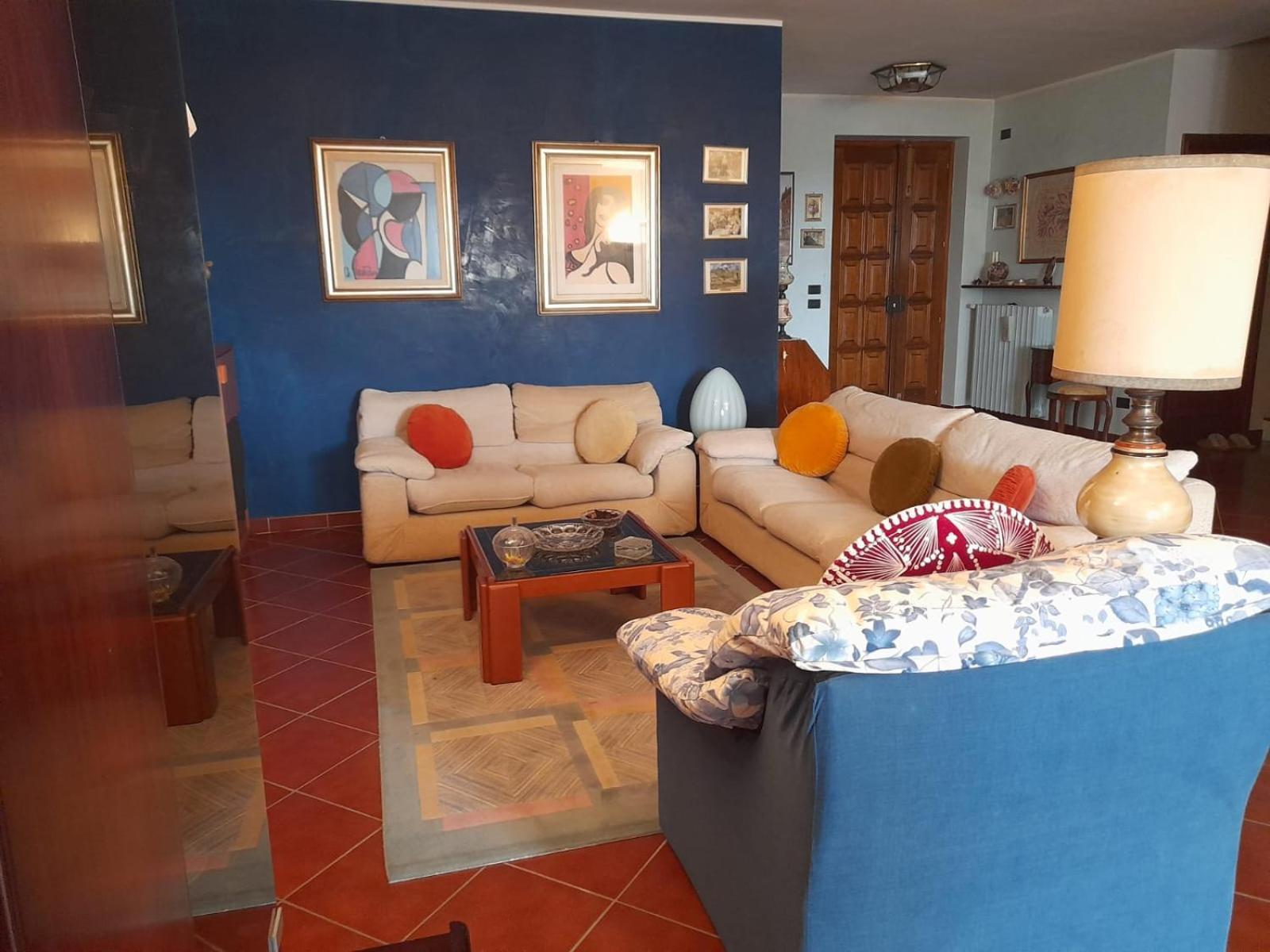 Hotel Sentirsi a casa Portacomaro Esterno foto