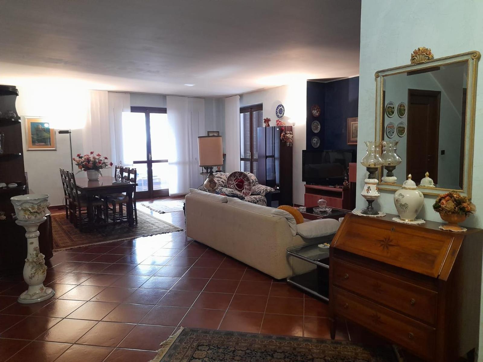 Hotel Sentirsi a casa Portacomaro Esterno foto